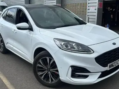 Used Ford Kuga ST-Line X 225 HP (165 kW) 2023 Frozen white SUV