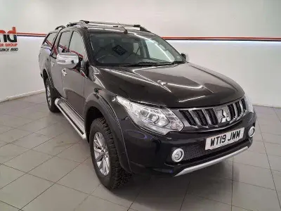 Used Mitsubishi L200 181 HP (133 kW) 2019 Black Pickup