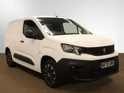 Used Peugeot Partner 131 HP (96 kW) 2021 White MPV