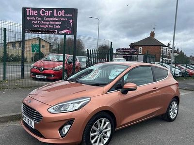 Used Ford Fiesta Titanium 120 HP (88 kW) 2017 Bronze Hatchback