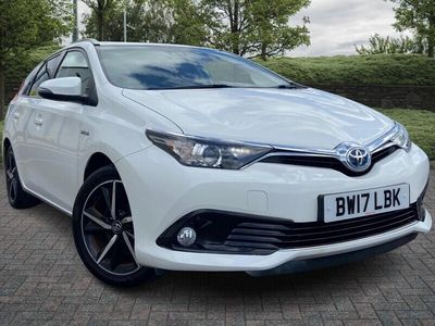 used Toyota Auris Hybrid 