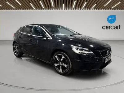 Used Volvo V40 R-Design 152 HP (111 kW) 2016 Black Hatchback