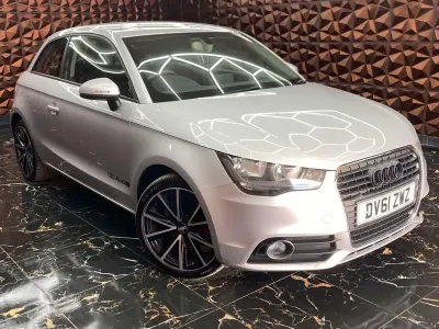 Used Audi A1 Advanced 2011 Silver Hatchback