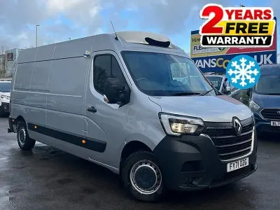 Begagnad Renault Master Business 2021 Grå Minibuss