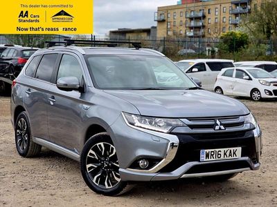 Used Mitsubishi Outlander P-HEV 200 HP (147 kW) 2016 Grey SUV
