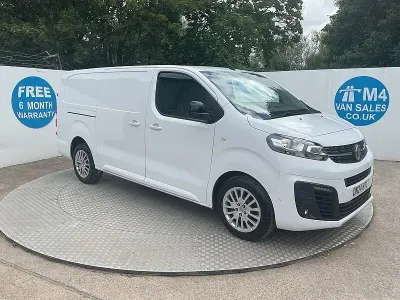 Used Vauxhall Vivaro 145 HP (106 kW) 2024 White MPV