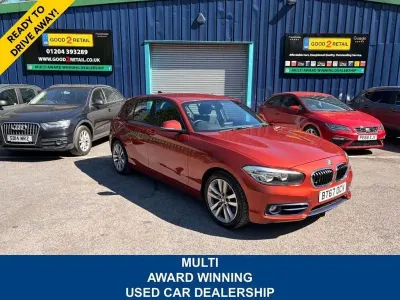 Usado BMW 120 Sport Line 184 CV (135 kW) 2017 Naranja Utilitario