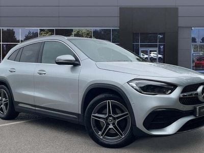 Mercedes GLA220