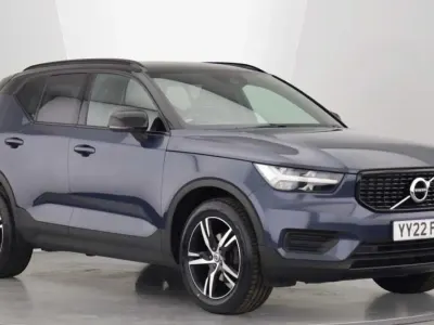 Used Volvo XC40 R-Design 163 HP (119 kW) 2022 SUV
