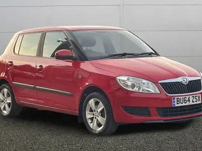 Used Skoda Fabia SE 69 HP (50 kW) 2014 Red Hatchback