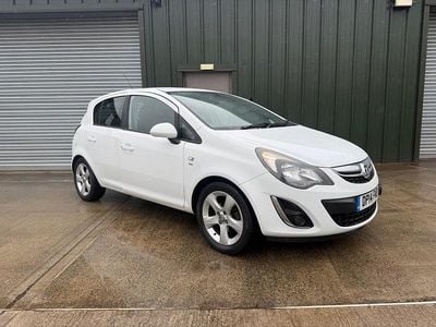 Used Vauxhall Corsa 2014 White Hatchback
