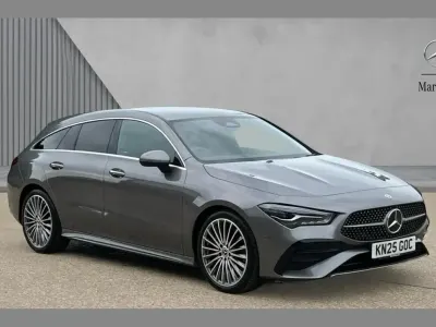 Begagnad Mercedes CLA220 AMG Line Premium 190 HK (139 kW) 2025 Grå Sedan