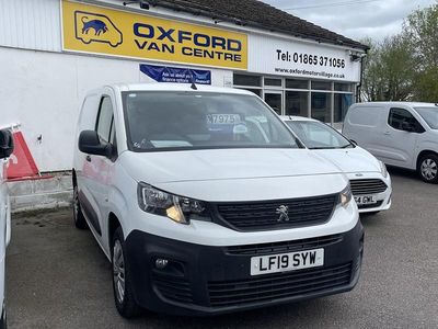 Second-hand Peugeot Partner 100 CP (73 kW) 2019 Alb Monovolum