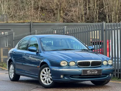 Używany Jaguar X-type SE 196 KM (144 kW) 2001 Niebieski Sedan/Limuzyna