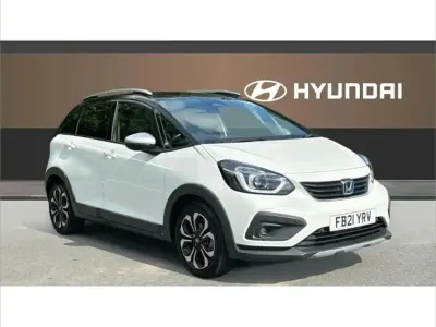 Used Honda Jazz Hybrid 109 HP (80 kW) 2021 White Hatchback