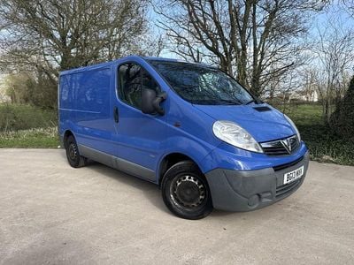 Used Vauxhall Vivaro 115 HP (84 kW) 2013 Blue MPV