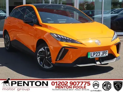 Used MG MG4 EV Trophy 147 kW (200 HP) 2023 Orange Hatchback