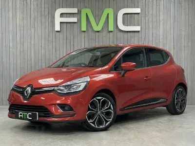 Used Renault Clio Dynamique 89 HP (65 kW) 2017 Red Hatchback
