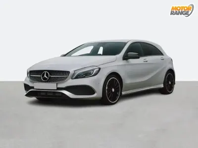 Begagnad Mercedes A180 AMG line 2017 Svart Halvkombi