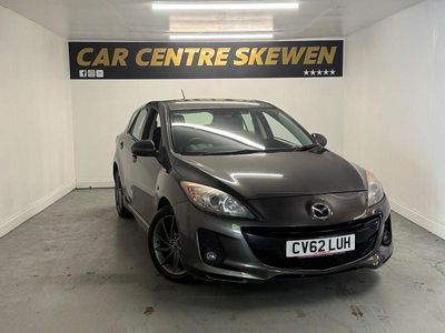 Usado Mazda 3 115 HP (84 kW) 2013 Cinzento Citadino