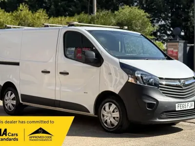 Used Vauxhall Vivaro S 2015 White