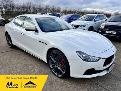 Used Maserati Ghibli 275 HP (202 kW) 2016 White Sedan