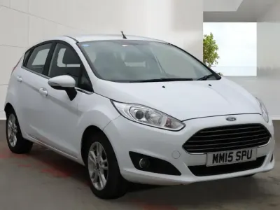 Used Ford Fiesta Zetec 2015 White Hatchback