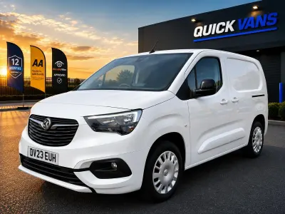 Used Vauxhall Combo 100 HP (73 kW) 2023 White MPV