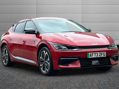 Begagnad Kia EV6 GT-Line 166 kW (226 HK) 2023 Röd SUV