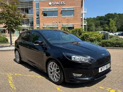 Used Ford Focus ST-Line 125 HP (91 kW) 2017 Black Hatchback
