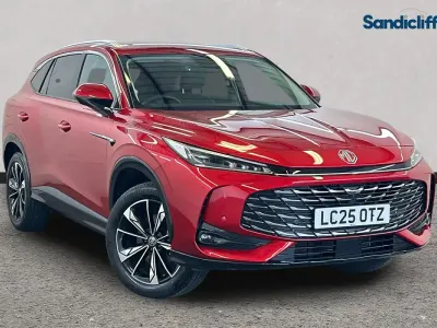 Used MG HS Trophy 170 HP (125 kW) 2024 Tri coat  dynamic red SUV