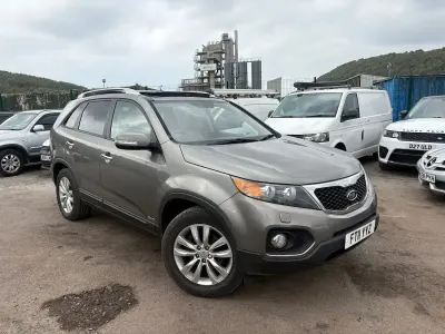 Used Kia Sorento 2011 Silver SUV