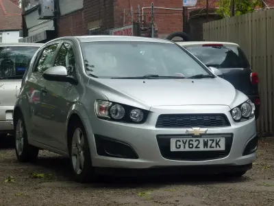 Used Chevrolet Aveo LS 86 HP (63 kW) 2013 Silver Hatchback