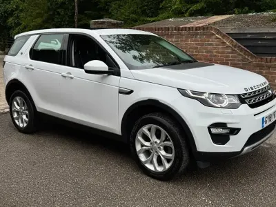 Used Land Rover Discovery Sport HSE 236 HP (173 kW) 2018 White SUV