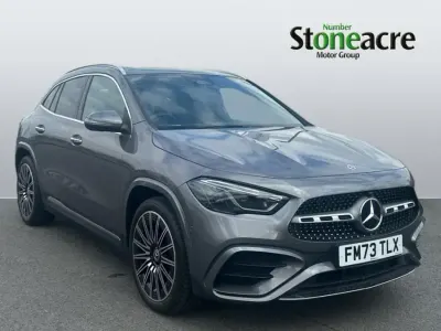 Usado Mercedes GLA200 AMG Line Premium Plus 163 HP (119 kW) 2024 Cinzento SUV