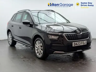 Begagnad Skoda Kamiq SE Drive 95 HK (69 kW) 2023 Svart SUV