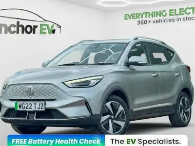Usado MG ZS Trophy 114 kW (156 HP) 2022 Prateado SUV