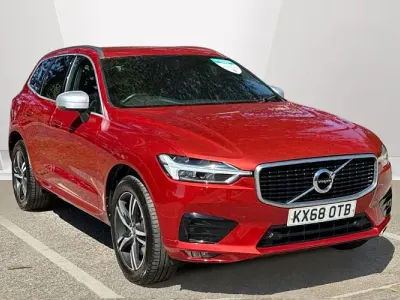 Used Volvo XC60 R-Design 235 HP (172 kW) 2018 Red SUV