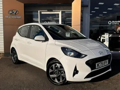 New Hyundai i10 Advanced 63 HP (46 kW) 2025 White Hatchback