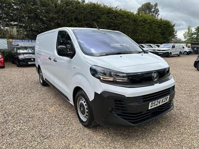 Used Vauxhall Vivaro 143 HP (105 kW) 2024 White MPV