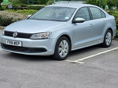 used VW Jetta Saloon 1.6 TDI CR Bluemotion Tech S 4d DSG