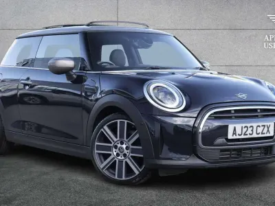 Used Mini Cooper Exclusive 134 HP (98 kW) 2023 Black Hatchback