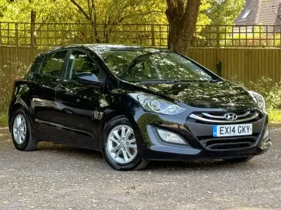 Begagnad Hyundai i30 Active 100 HK (73 kW) 2014 Svart Halvkombi