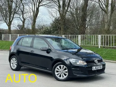 Begagnad VW Golf VII SE 2013 Svart Halvkombi