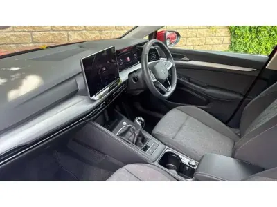 Used VW Golf VIII Life 116 HP (85 kW) 2025 Red Hatchback