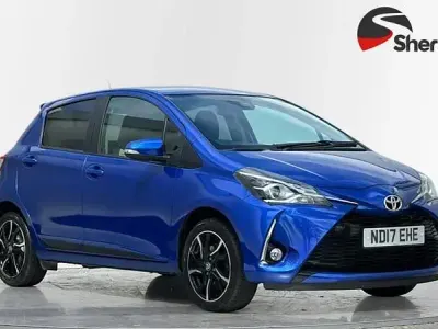 Usado Toyota Yaris Design 111 HP (81 kW) 2017 Azul Citadino