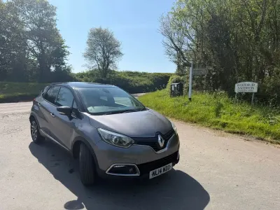 Second-hand Renault Captur Dynamique 90 CP (66 kW) 2014 Gri SUV