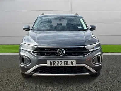 Usado VW T-Roc Life 150 CV (110 kW) 2022 Gris SUV