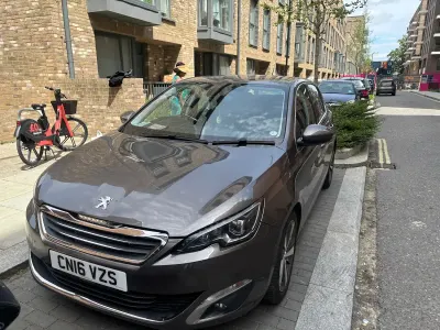 Used Peugeot 308 Allure 2016 Grey Hatchback