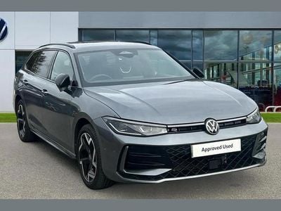 Used VW Passat R-line 200 HP (147 kW) 2024 Grey Estate